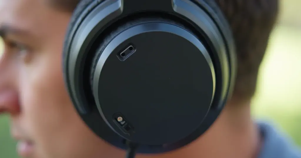 Sony WH-1000XM6 Análise: O Som Que Te Transporta Para 2026